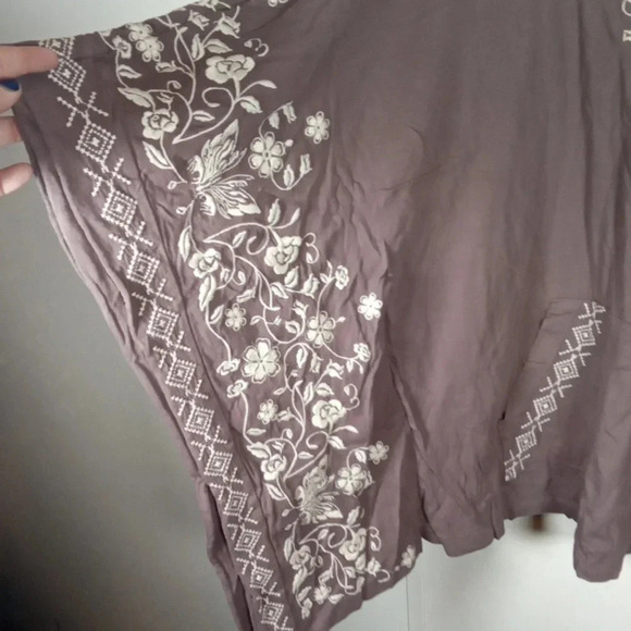 Jonny was Jm Los Angeles xs/s embroidered batwin poncho Tunic - Picture 6 of 7